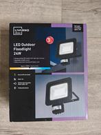 Livarno LED Buiten Schijnwerper 24W - Nieuw, Ophalen of Verzenden, Nieuw, Minder dan 50 watt, Lamp met armatuur