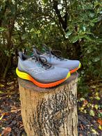 Saucony Triumph 23, Sport en Fitness, Loopsport en Atletiek, Hardloopschoenen, Zo goed als nieuw, Hardlopen, Saucony