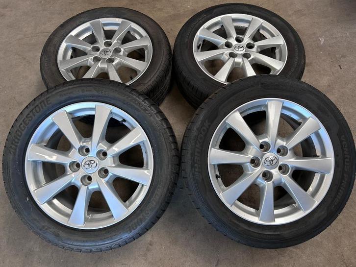 17 inch originele velgen + zomerbanden Toyota Avensis, Auto-onderdelen, Banden en Velgen, Banden en Velgen, Zomerbanden, 17 inch