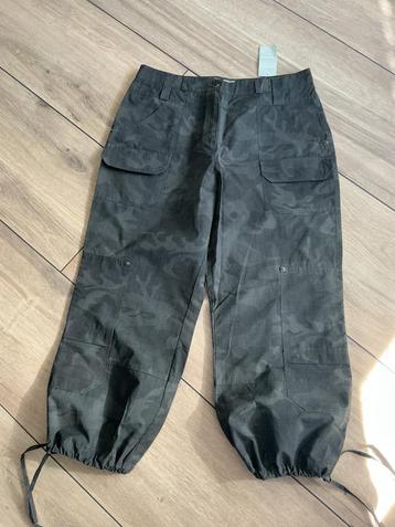 Nieuw worker V&D Essentials maat 46 valt als 44 beschikbaar voor biedingen