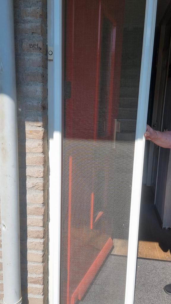 rol hordeur., Doe-het-zelf en Verbouw, Kozijnen en Schuifpuien, Zo goed als nieuw, Kunststof, Ophalen
