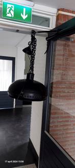 Zwarte hanglamp aan ketting diameter 50cm, Huis en Inrichting, Lampen | Hanglampen, Ophalen of Verzenden, Zo goed als nieuw