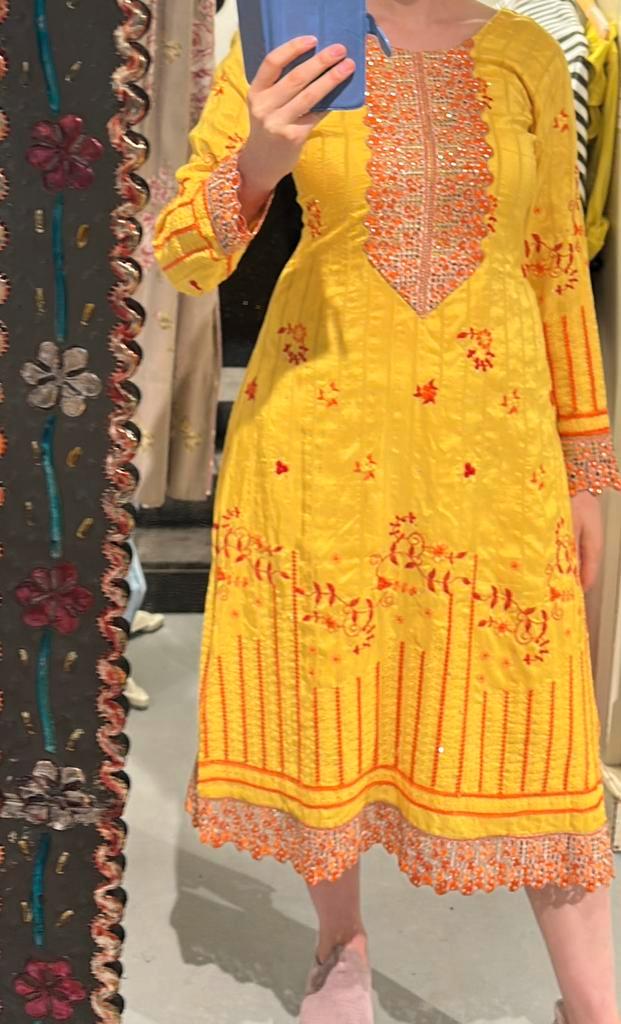 Handgemaakte unieke jurk tuniek: ibiza /india stijl oilily, Kleding | Dames, Blouses en Tunieken, Gedragen, Maat 38/40 (M), Geel