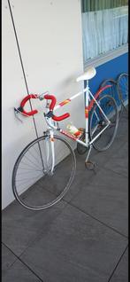 Peugeot racefiets - Klassieker!, Fietsen en Brommers, Fietsen | Oldtimers, 55 tot 59 cm, Ophalen of Verzenden, Jaren '60 of nieuwer