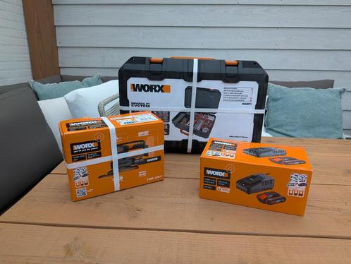 WORX MULTISCHUURMACHINE + ACCU EN LADER + GEREEDSCHAPSKOFFER, Doe-het-zelf en Verbouw, Gereedschap | Schuurmachines, Nieuw, Vlakschuurmachine