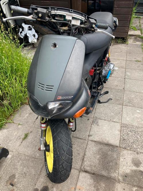 Gilera runner 70cc, Fietsen en Brommers, Scooters | Piaggio, Overige modellen, Tweetakt, Ophalen of Verzenden