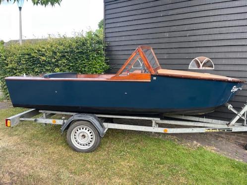 Houten open motorboot incl. buitenboordmotor en boortrailer, Watersport en Boten, Motorboten en Motorjachten, Gebruikt, Hout, Tot 6 meter