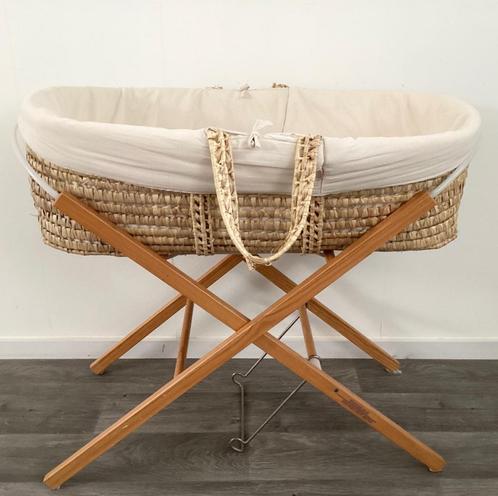 Rotan Mozeswieg / reismand inclusief standaard en matras, Kinderen en Baby's, Babywiegjes en Ledikanten, Wieg, Ophalen