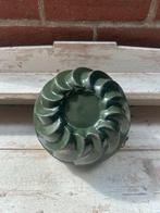 Kleine tulband donkergreon emaille met gouden bies, Antiek en Kunst, Ophalen of Verzenden