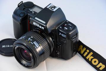 Nikon F-801 met AF Nikkor 35-70mm/3.3-4.5 MOOIE VINTAGE SET beschikbaar voor biedingen