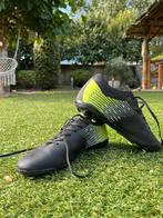 Dutchy Voetbalschoenen + Scheenbeschermers - Maat 37, Ophalen, Schoenen, Zo goed als nieuw, Maat S