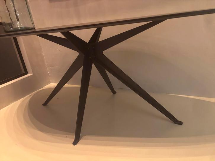 Kiezelvormige eettafel, Huis en Inrichting, Tafelonderdelen, Zo goed als nieuw, Tafelblad, 100 tot 150 cm, 50 tot 100 cm, Ovaal