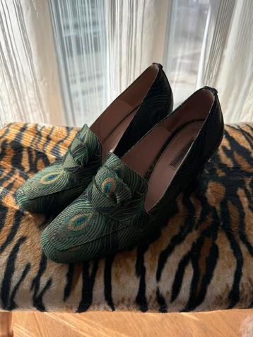 Van Bommel hakken 38 beschikbaar voor biedingen