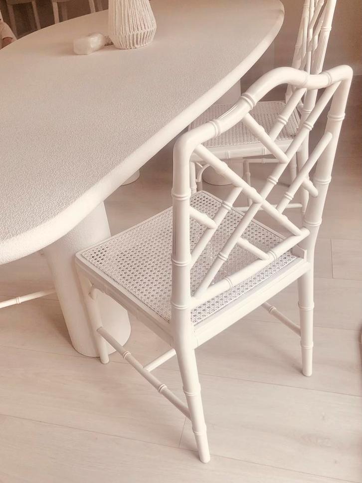 Eetkamerstoelen wit - chippendale faux bamboo, Huis en Inrichting, Tafels | Sidetables, Gebruikt, 25 tot 50 cm, Rechthoekig, Ophalen