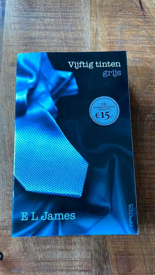 E.L. James - Vijftig tinten grijs, Boeken, Romans, Zo goed als nieuw, Amerika, Ophalen of Verzenden
