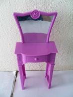 Barbie kaptafel / make-up tafel / tafeltje / poppenhuis, Ophalen of Verzenden, Zo goed als nieuw, Toebehoren