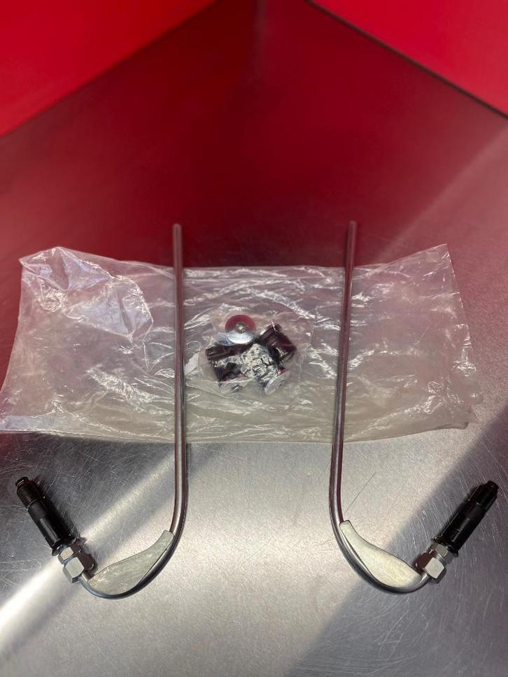 | PIAGGIO VESPA SPRINT/ PRIMAVERA | WINDSCHERMBEUGELS |, Motoren, Tuning en Styling, Ophalen of Verzenden