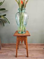Vintage plantentafel / bijzettafel eikenhout vierkant, Huis en Inrichting, Woonaccessoires | Zuilen en Pilaren, Ophalen of Verzenden