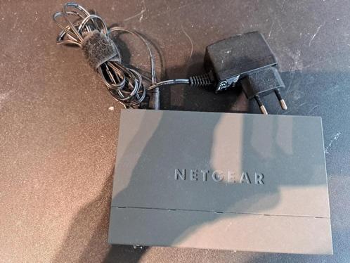 Netgear GS308 V2, Computers en Software, Netwerk switches, Gebruikt, Ophalen