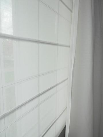 Ophaalgordijnen   beschikbaar voor biedingen