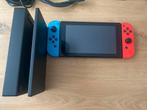 Zeer nette / weinig gebruikte nintendo Switch, Spelcomputers en Games, Spelcomputers | Nintendo Switch, Ophalen of Verzenden, Met 2 controllers