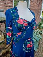 King Louie jurk S 36 travelstof bloemen rozen, Overige kleuren, Ophalen of Verzenden, Zo goed als nieuw, Knielengte