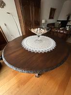 Eetkamertafel, iets ovaal, Ophalen