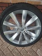 19 inch Volkswagen  Chennai velgen

Passat gte r line arteon, Auto-onderdelen, Banden en Velgen, Banden en Velgen, All Season