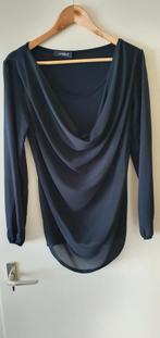 AMBIKA  ZWARTE BLOUSE MET WATERVALHALS GEVOERD MAAT L, Kleding | Dames, Blouses en Tunieken, Ambika, Ophalen of Verzenden, Nieuw