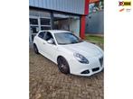 Alfa Romeo Giulietta 1.7 TBi Quadrifoglio Verde, Auto's, Alfa Romeo, Gebruikt, 1295 kg, 4 cilinders, Leder en Stof