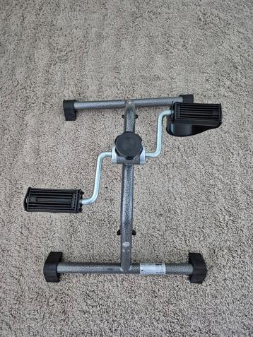 Stoelfiets /Fietstrainer / bewegingstrainer beschikbaar voor biedingen