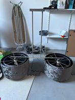 Hanglamp met grijze croco kappen, Huis en Inrichting, Lampen | Hanglampen, Ophalen, Zo goed als nieuw, Metaal, Eric kuster