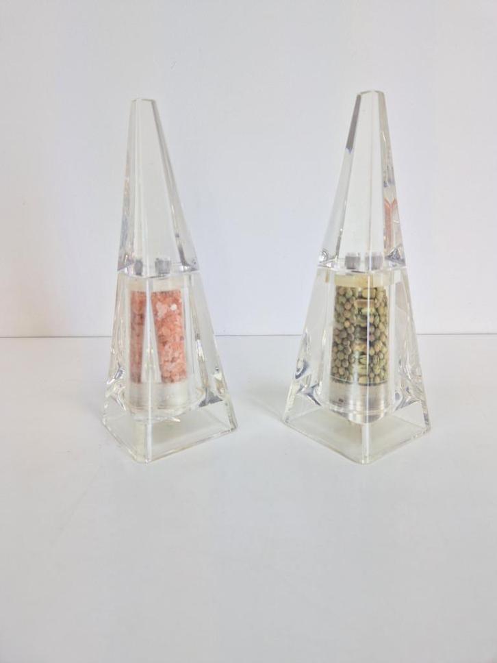 Vintage Wayne Husted Blenko zout pepermolen Pyramid acrylic, Huis en Inrichting, Keuken | Keukenbenodigdheden, Zo goed als nieuw