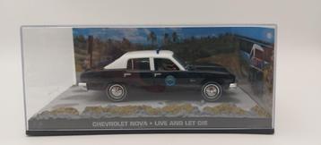 #43 Chevy Nova Police Car James bond auto met boekje beschikbaar voor biedingen