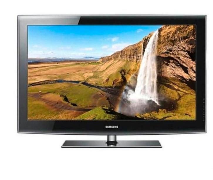 Samsung LED tv, Computers en Software, Desktop Pc's, Zo goed als nieuw, Minder dan 2 Ghz, Ophalen of Verzenden