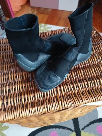 Olaian Surfschoenen Kids Maat 33-34 beschikbaar voor biedingen