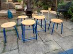 Vintage basisschool krukjes om op te knappen, Huis en Inrichting, Krukjes, Ophalen, Gebruikt, Hout