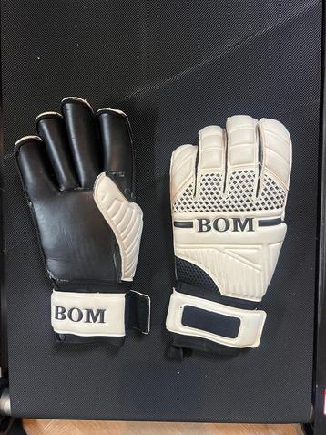 BOM Keepershandschoenen Maat 10 - Nieuw beschikbaar voor biedingen