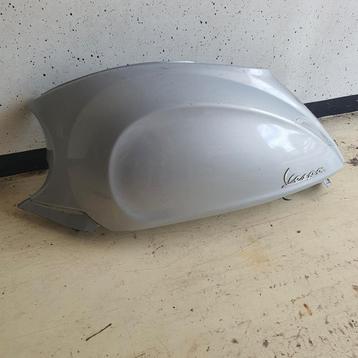 Vespa sprint of Primavera  beschikbaar voor biedingen