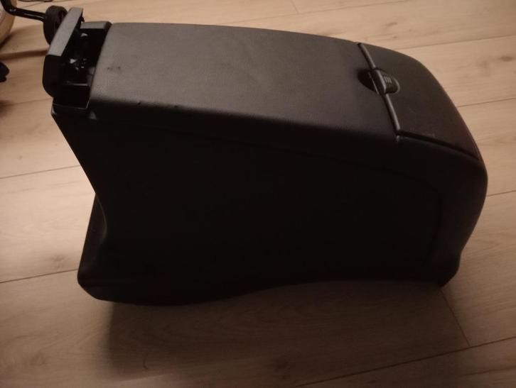 Gratis Ford fusion middenconsole achterbank, Auto-onderdelen, Interieur en Bekleding, Ford, Gebruikt, Ophalen of Verzenden