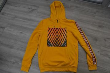 Hoodie maat XS beschikbaar voor biedingen