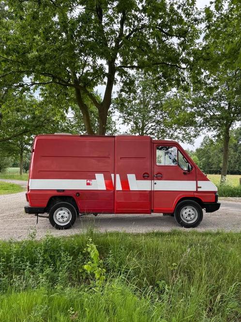 Camper Renault Master T30 1991 apk 2-2026 17900 km "Bertus, Auto's, Renault, Particulier, Master, Achteruitrijcamera, Bluetooth