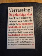 Verrassing de gelukkige klas, Boeken, Ophalen of Verzenden, Zo goed als nieuw, Theo Thijssen