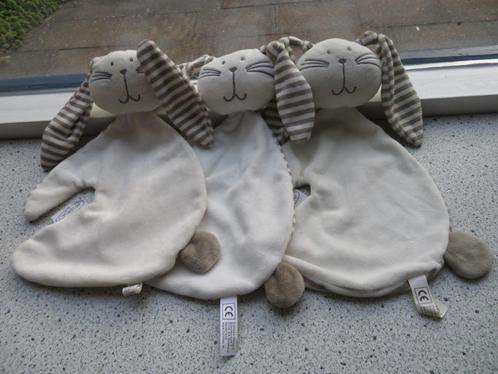3 x Knuffeldoek konijn merk Funnies wit met bruine strepen, Kinderen en Baby's, Speelgoed | Knuffels en Pluche, Zo goed als nieuw