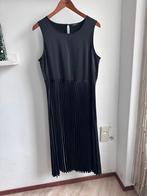 Riani zwarte jurk dames maat 40 – satijnlook, Maat 38/40 (M), Ophalen of Verzenden, Zo goed als nieuw, Boven de knie