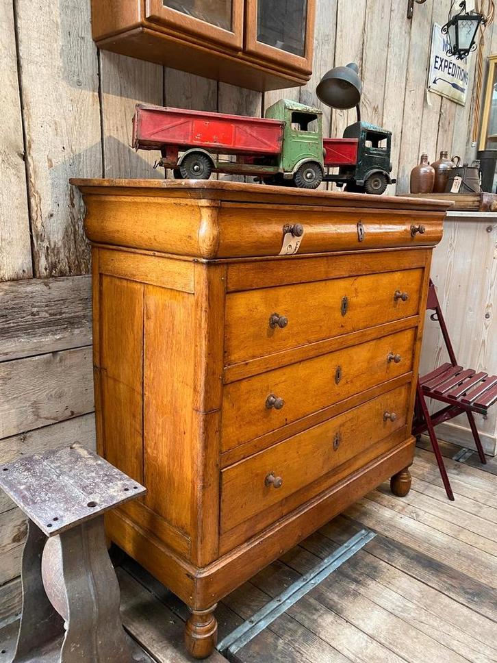 Mooie Franse kast ladekast dressoir commode, Antiek en Kunst, Antiek | Meubels | Kasten, Ophalen