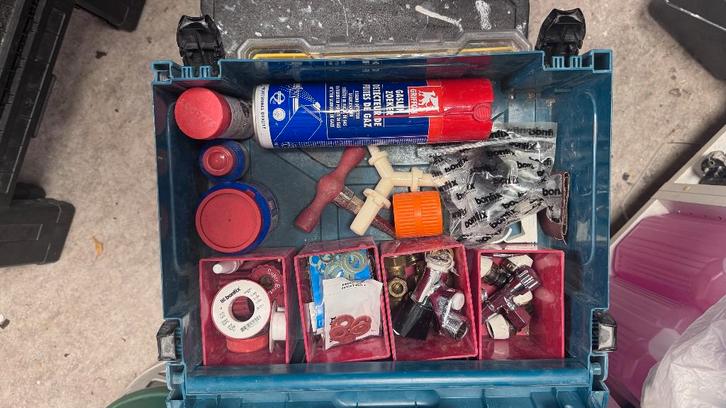 gereedschap waterleiding loodgieter uponor rothenberger, Doe-het-zelf en Verbouw, Gereedschap | Handgereedschap, Gebruikt, Ophalen of Verzenden