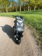 Mooie yamaha aerox 4tak injectie  van 2014, Ophalen, Zo goed als nieuw, Aerox