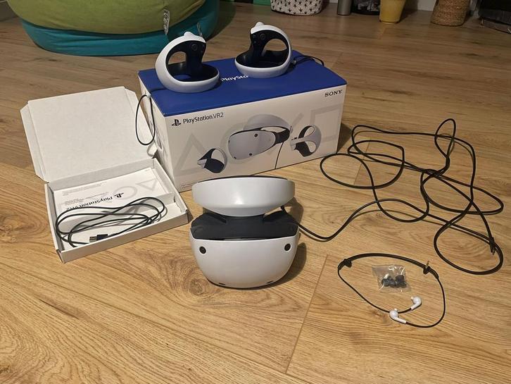 PlayStation VR2 Headset + Madison VR inbegrepen!, Spelcomputers en Games, Virtual Reality, Zo goed als nieuw, Sony PlayStation