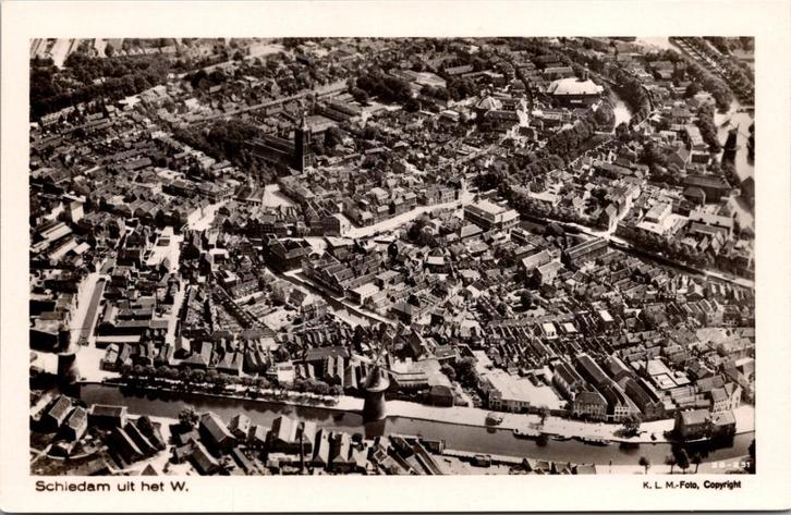 Schiedam - Schiedam uit het W. luchtopname, Verzamelen, Ansichtkaarten | Nederland, Ongelopen, Zuid-Holland, 1940 tot 1960, Verzenden